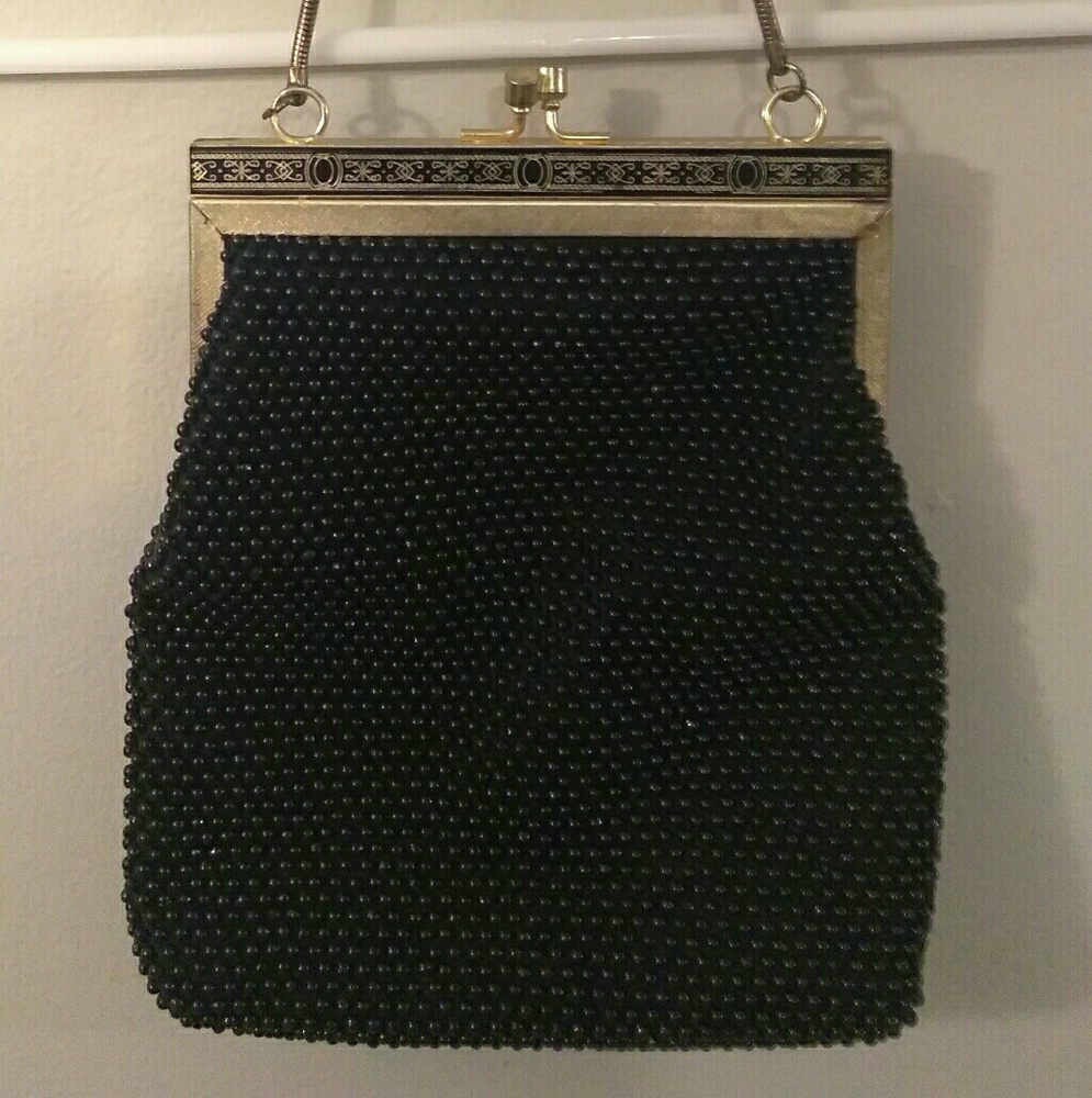 Black beaded purse